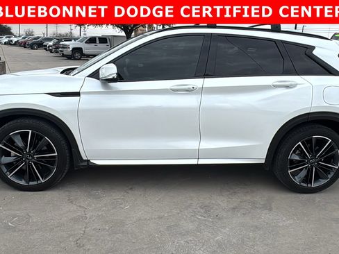 Used 2024 INFINITI QX50 Sport image 8