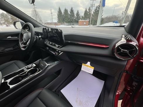 New 2026 Chevrolet Equinox RS w/ LPO, Floor Liner Package image 30