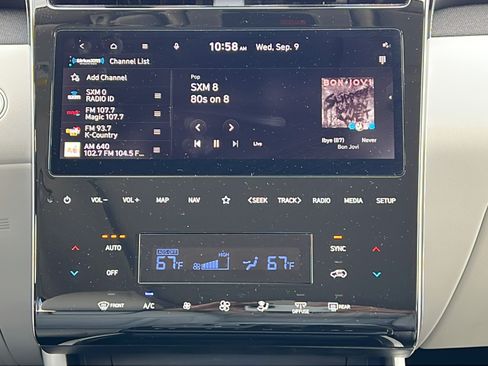 Certified 2024 Hyundai Tucson Limited FWD image 17