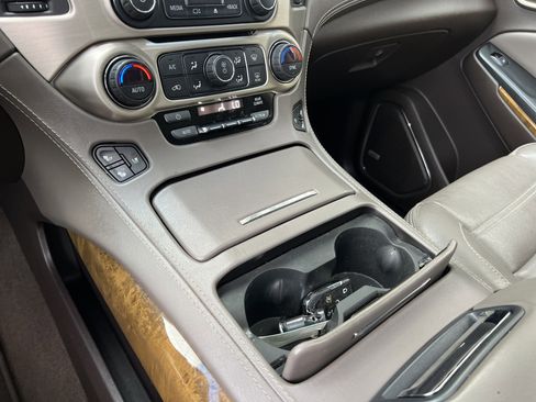 Used 2017 GMC Yukon XL Denali w/ Open Road Package image 32