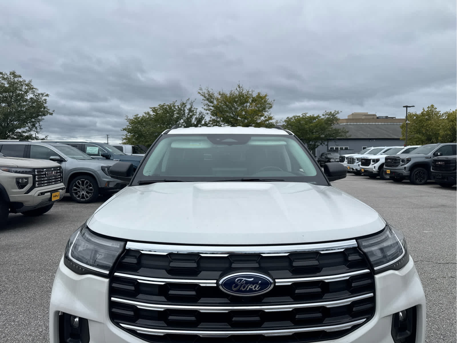 Used 2025 Ford Explorer Active w/ Active Comfort Package AWD/4WD image 6