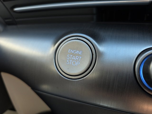Certified 2024 Hyundai Kona SEL FWD image 11