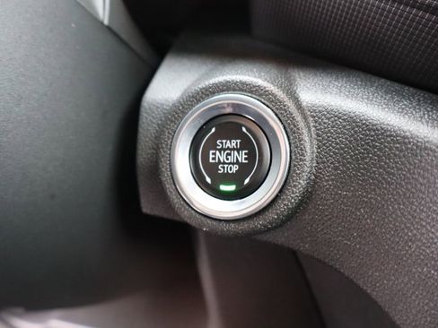 Used 2023 Chevrolet TrailBlazer RS w/ Convenience Package image 18