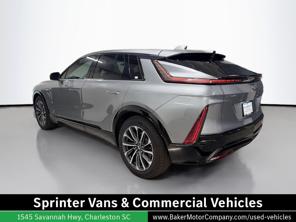 Used 2024 Cadillac Lyriq Sport RWD image 3