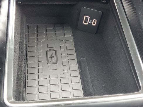 New 2026 Lincoln Corsair Premiere image 23