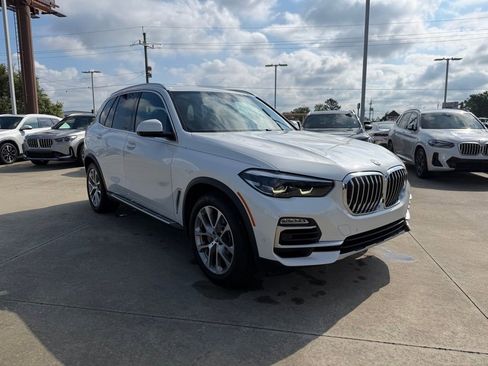 Used 2020 BMW X5 sDrive40i w/ Premium Package RWD image 3