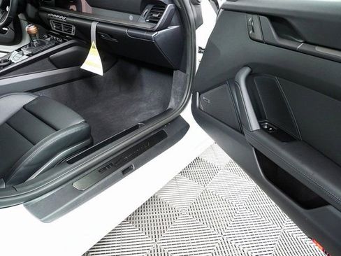 New 2026 Porsche 911 Carrera T image 23