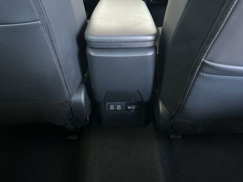 Used 2024 Toyota Prius Prime XSE Premium image 26