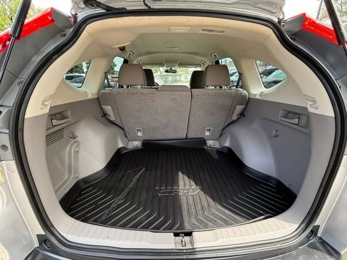 Used 2014 Honda CR-V LX image 16