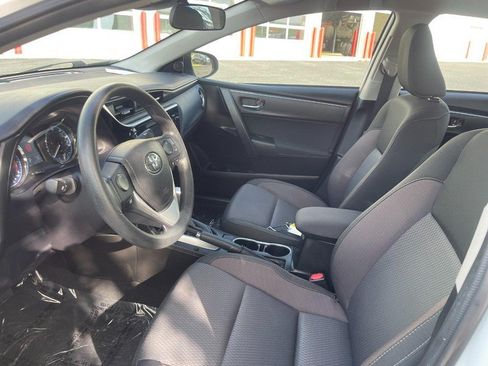 Used 2017 Toyota Corolla LE FWD image 14