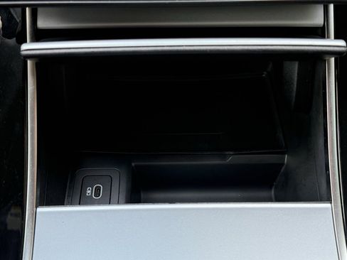 Certified 2025 Land Rover Range Rover Evoque S image 22