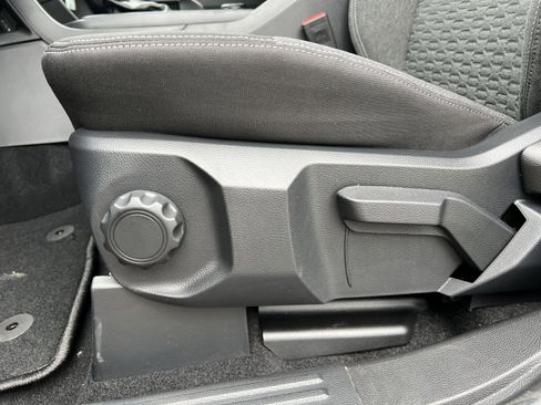 New 2025 Ford Ranger XLT w/ FX4 Off-Road Package image 14