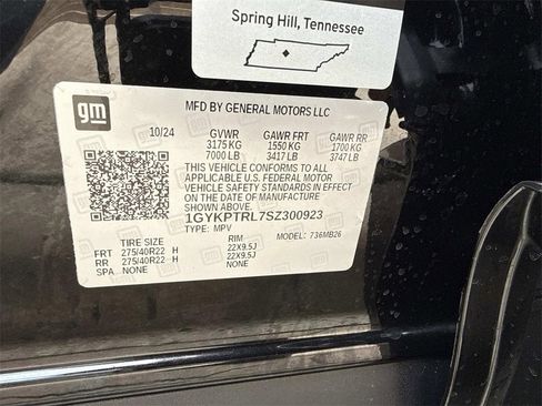 Used 2025 Cadillac Lyriq Luxury w/ LPO, Floor Liner Package image 31