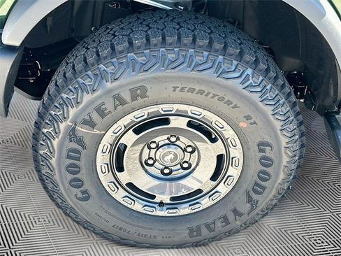 New 2025 Ford Bronco Outer Banks w/ Sasquatch Package image 20