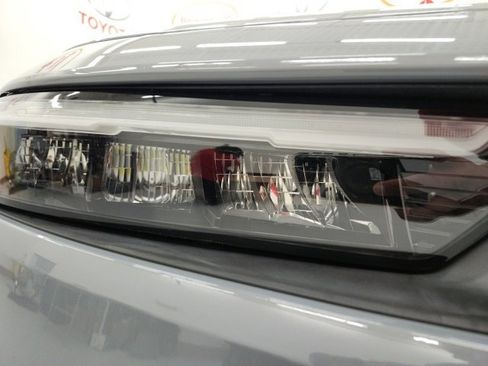 Used 2023 Honda Accord Touring image 10