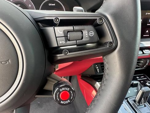 Certified 2025 Porsche 911 Carrera 4 GTS AWD/4WD image 28