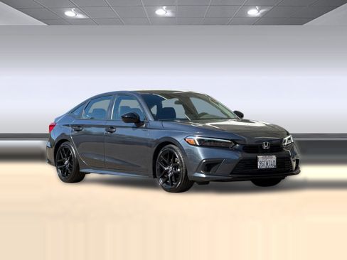 Used 2023 Honda Civic Sport image 6