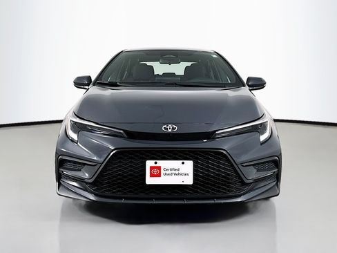 Certified 2025 Toyota Corolla SE FWD image 2