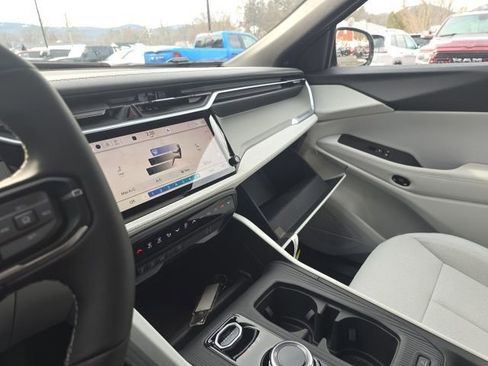 New 2026 Jeep Cherokee Laredo AWD/4WD image 23