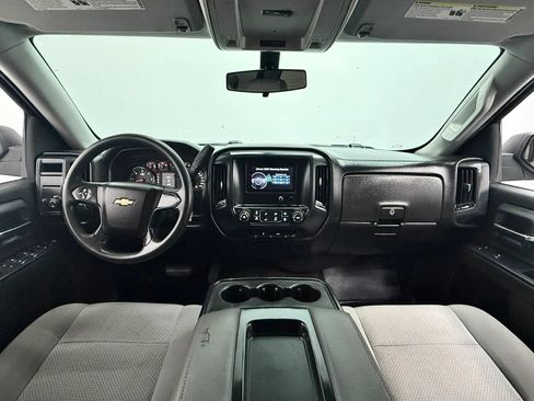 Used 2017 Chevrolet Silverado 1500 Custom w/ Custom Convenience Package RWD image 11