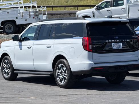 Certified 2025 Ford Expedition Max Active AWD/4WD image 6