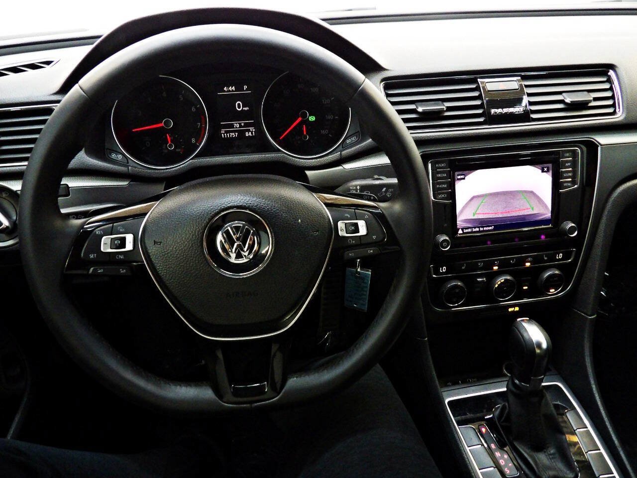 Used 2018 Volkswagen Passat 2.0T S FWD image 17