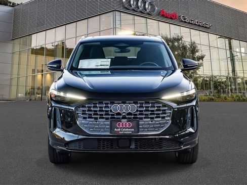 New 2025 Audi Q5 Premium Plus image 2