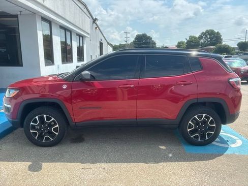 Used 2020 Jeep Compass Trailhawk AWD/4WD image 4