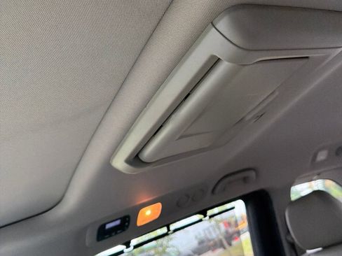 Used 2014 Honda Odyssey Touring image 14
