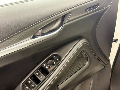 Used 2023 INFINITI QX60 Luxe image 17