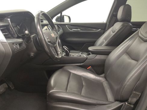 Used 2021 Cadillac XT5 Premium Luxury FWD image 17