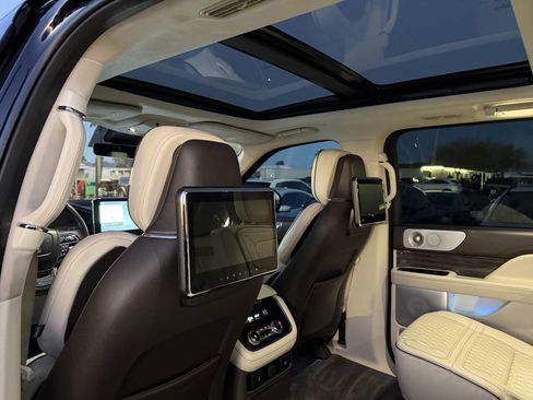 Used 2020 Lincoln Navigator L Black Label image 22