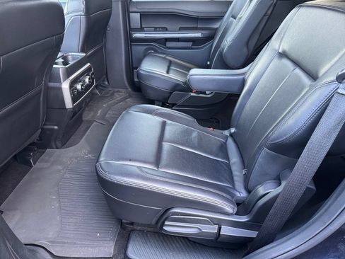 Used 2021 Ford Expedition XLT AWD/4WD image 19