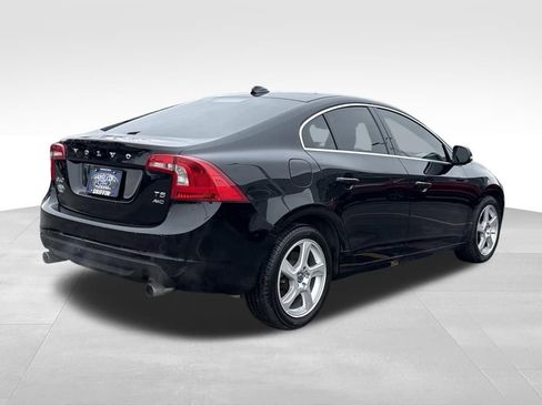 Used 2013 Volvo S60 T5 image 5