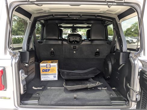 Used 2021 Jeep Wrangler Unlimited Sahara AWD/4WD image 47