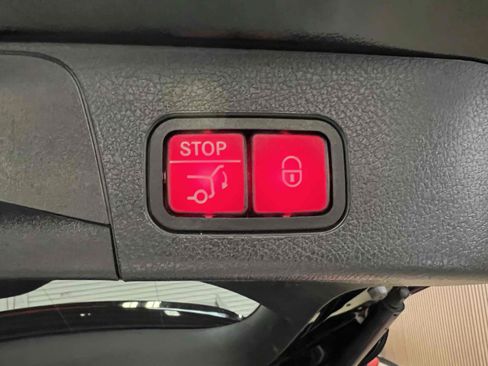 Used 2020 Mercedes-Benz GLB 250 image 11