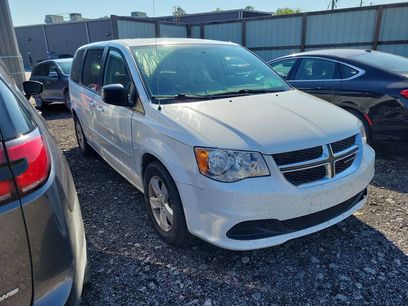 Used 2017 Dodge Grand Caravan SE w/ Power Window Group