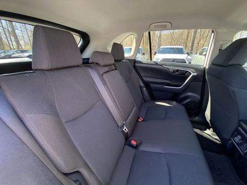 Used 2025 Toyota RAV4 LE image 28