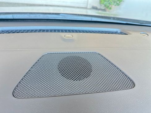 Used 2024 Nissan Altima 2.5 SV image 18