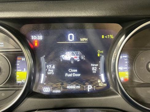 Used 2023 Jeep Wrangler Unlimited Sahara image 18