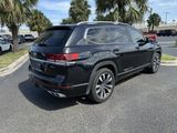 Used 2022 Volkswagen Atlas SEL Premium image 6