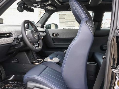 New 2026 MINI Cooper 2-Door Hardtop FWD image 19