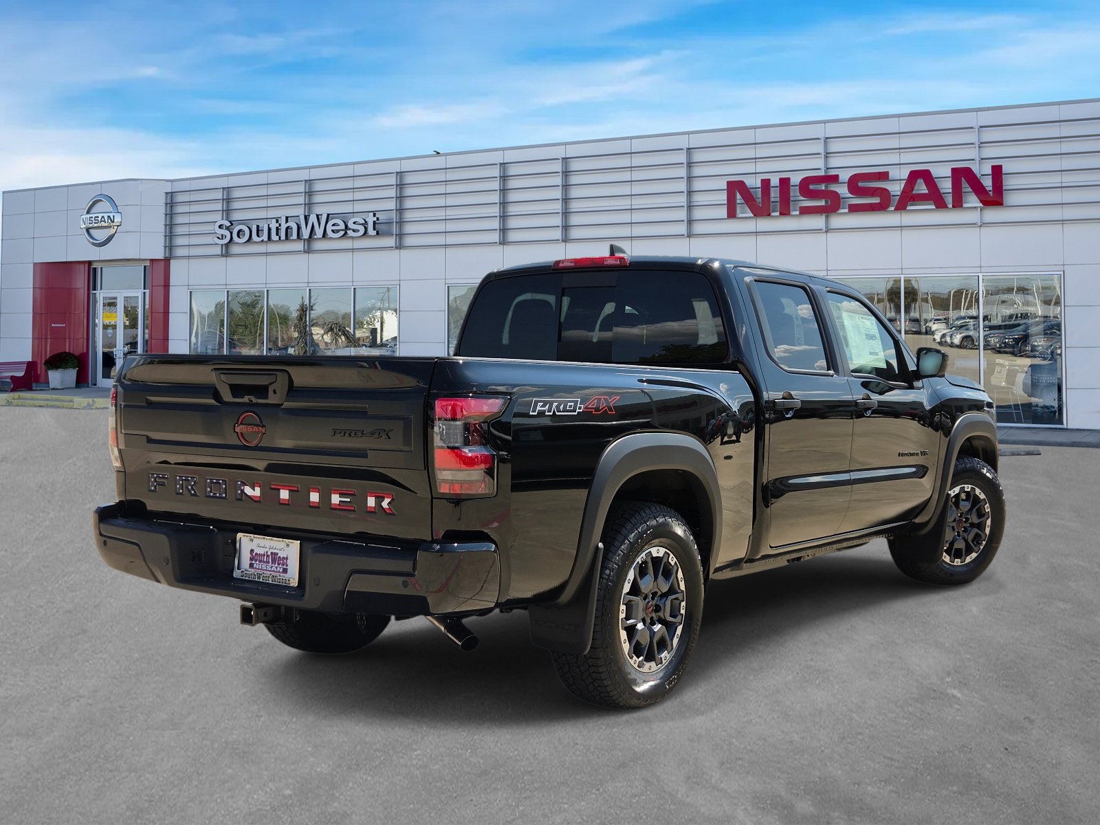 New 2027 Nissan Frontier PRO-4X w/ Pro Convenience Package AWD/4WD image 5