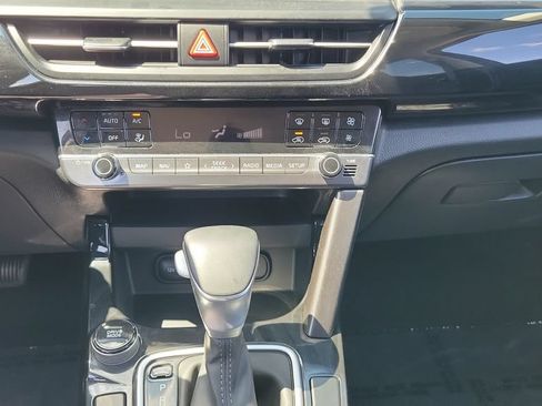 Used 2025 Kia Seltos S FWD image 15