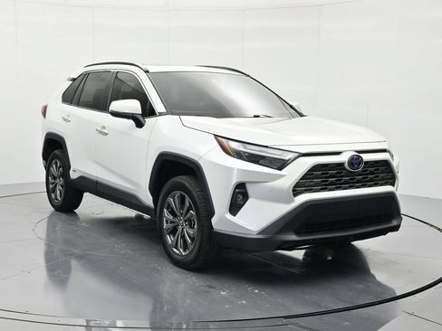 Used 2024 Toyota RAV4 Limited AWD/4WD image 3