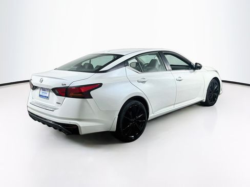 Used 2021 Nissan Altima 2.5 SR w/ SR Premium Package AWD/4WD image 5