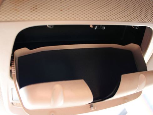 Used 2014 Ford Fusion SE w/ Equipment Group 202A FWD image 38