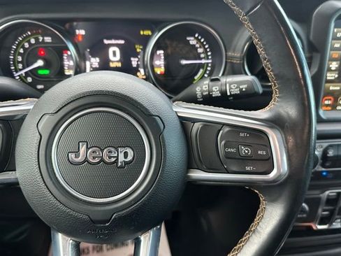 Used 2022 Jeep Wrangler Unlimited Sahara image 23