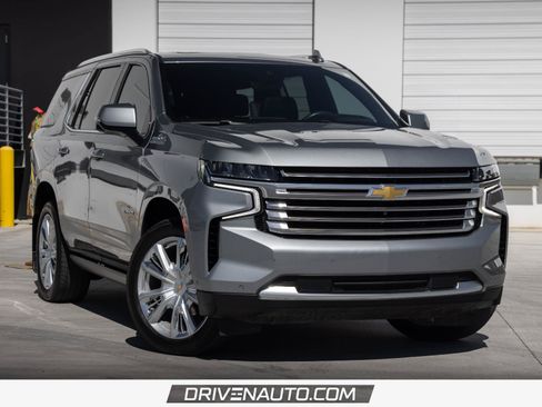 Used 2024 Chevrolet Tahoe High Country w/ Advanced Technology Package AWD/4WD image 1