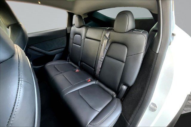 Used 2023 Tesla Model Y Long Range AWD/4WD image 20